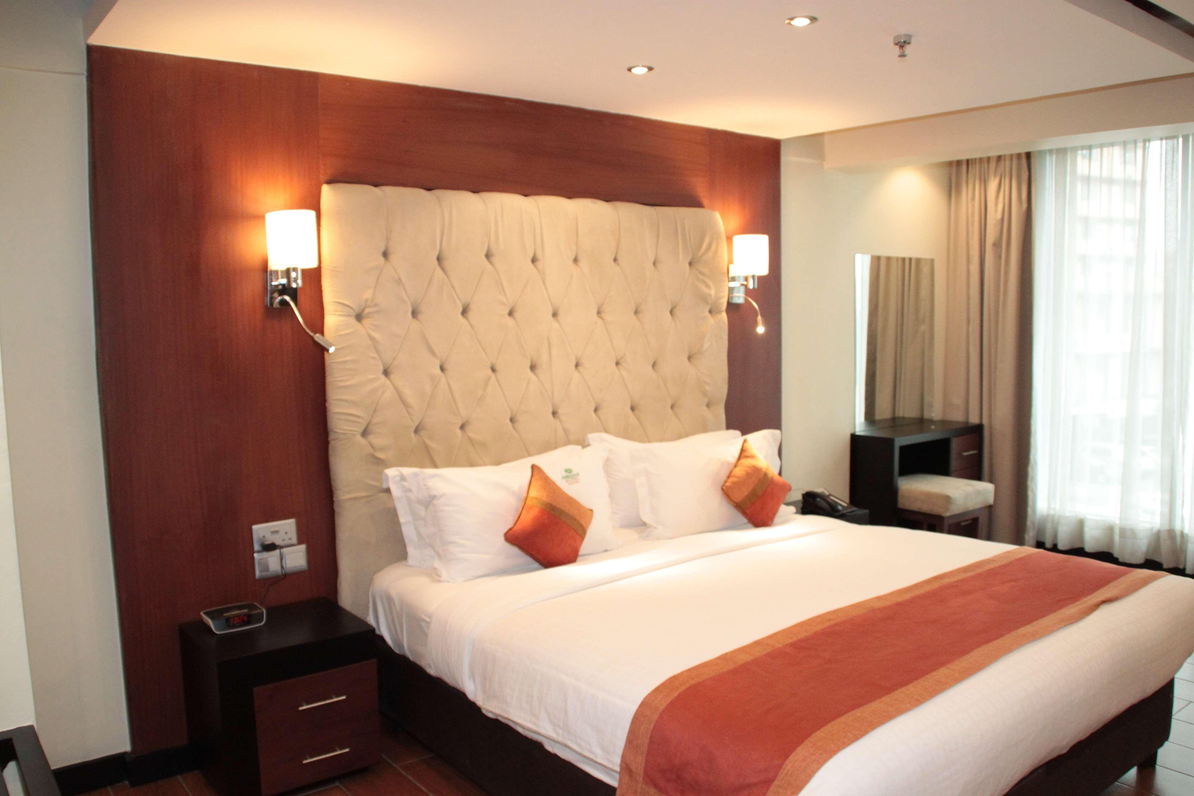 Best Western Auray Le Loch Zewnętrze zdjęcie